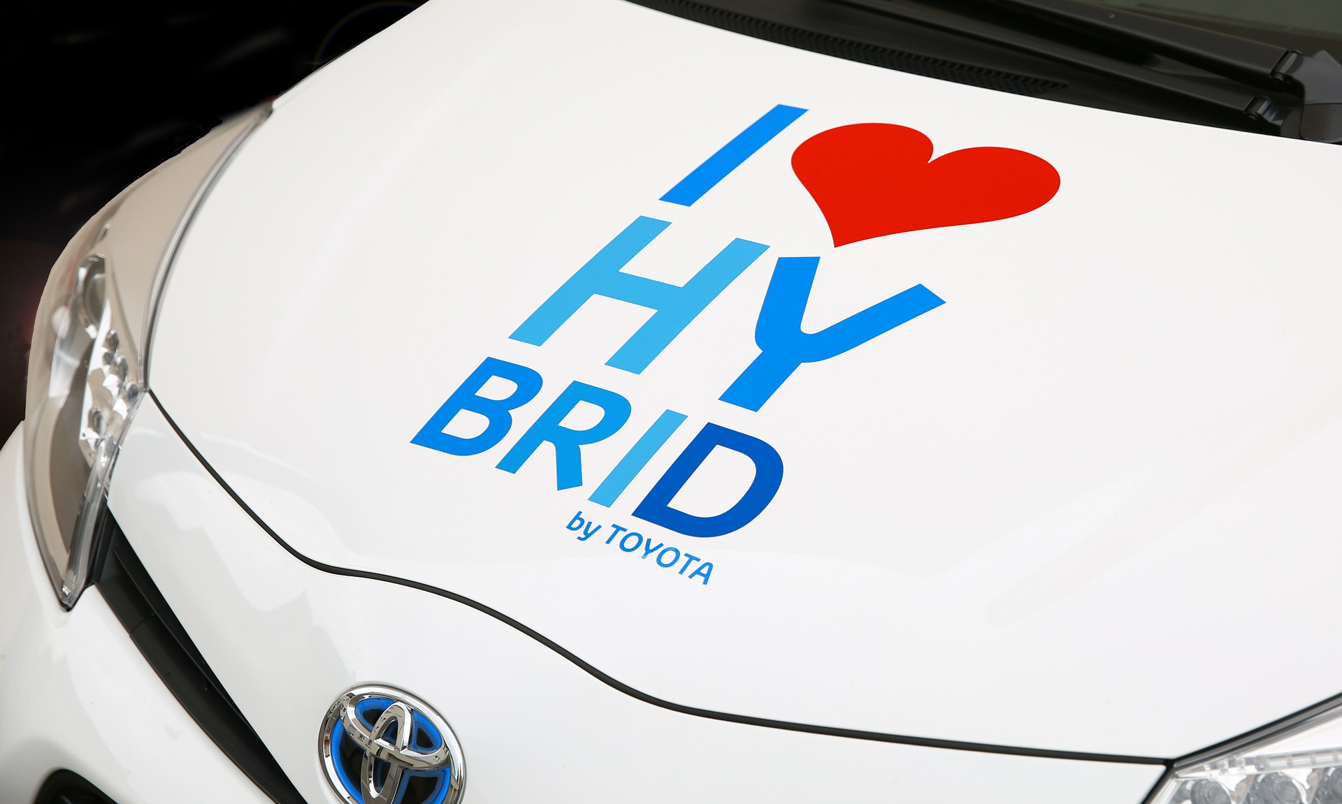 Hybrid Cars: The Future of Automotive Technology